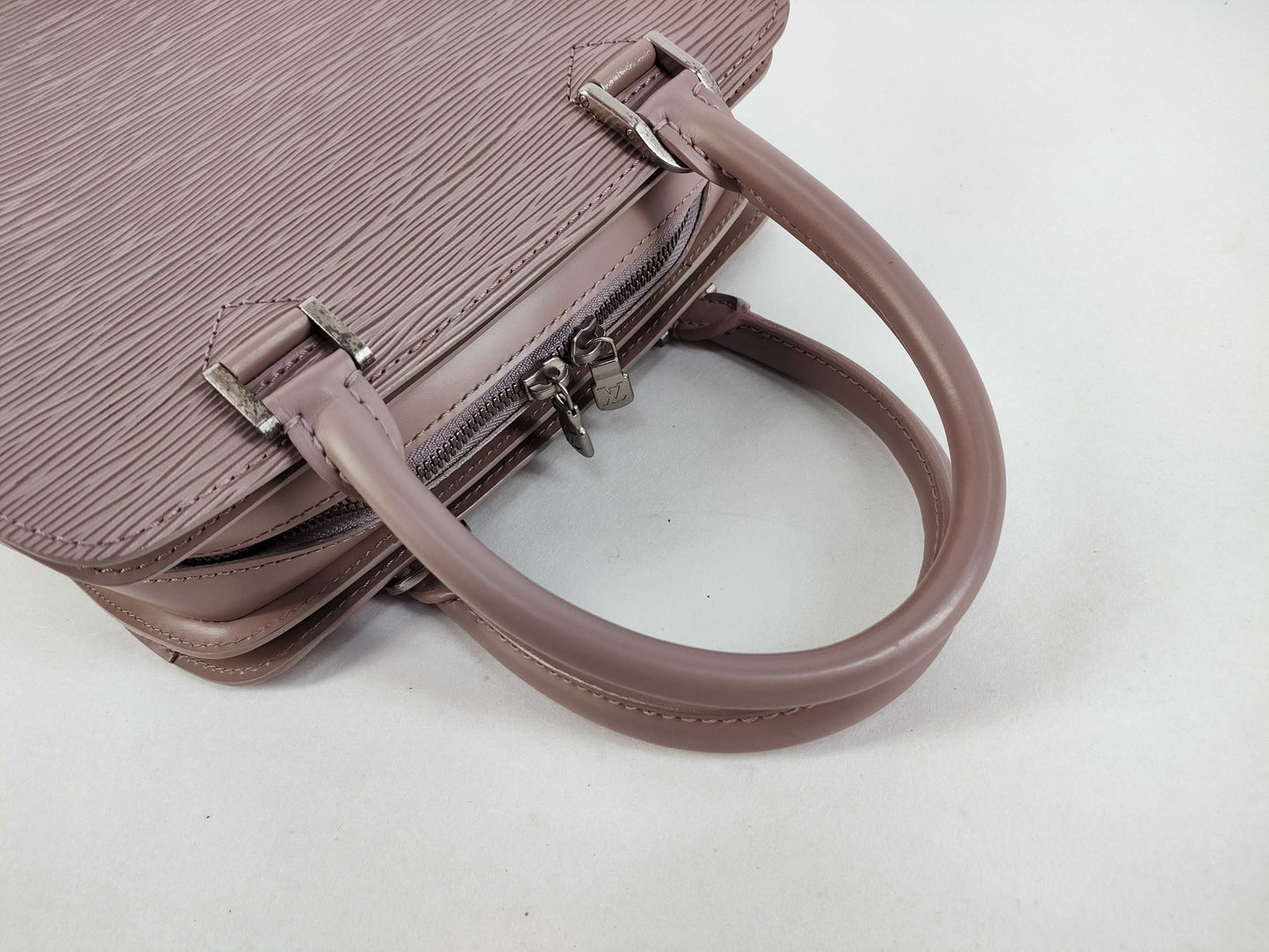 LOUIS VUITTON Epi Pont Neuf PM Handbag