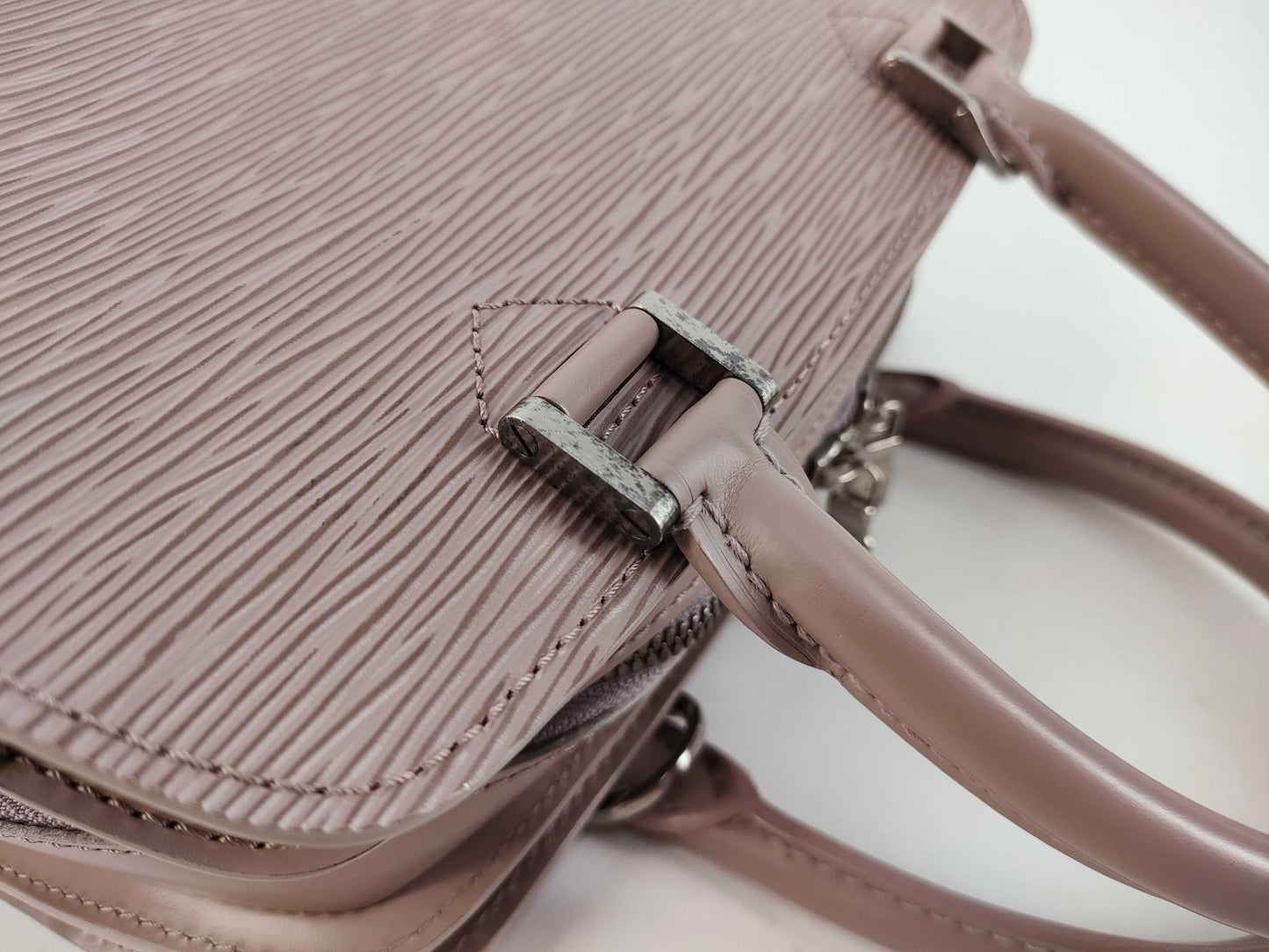 LOUIS VUITTON Epi Pont Neuf PM Handbag