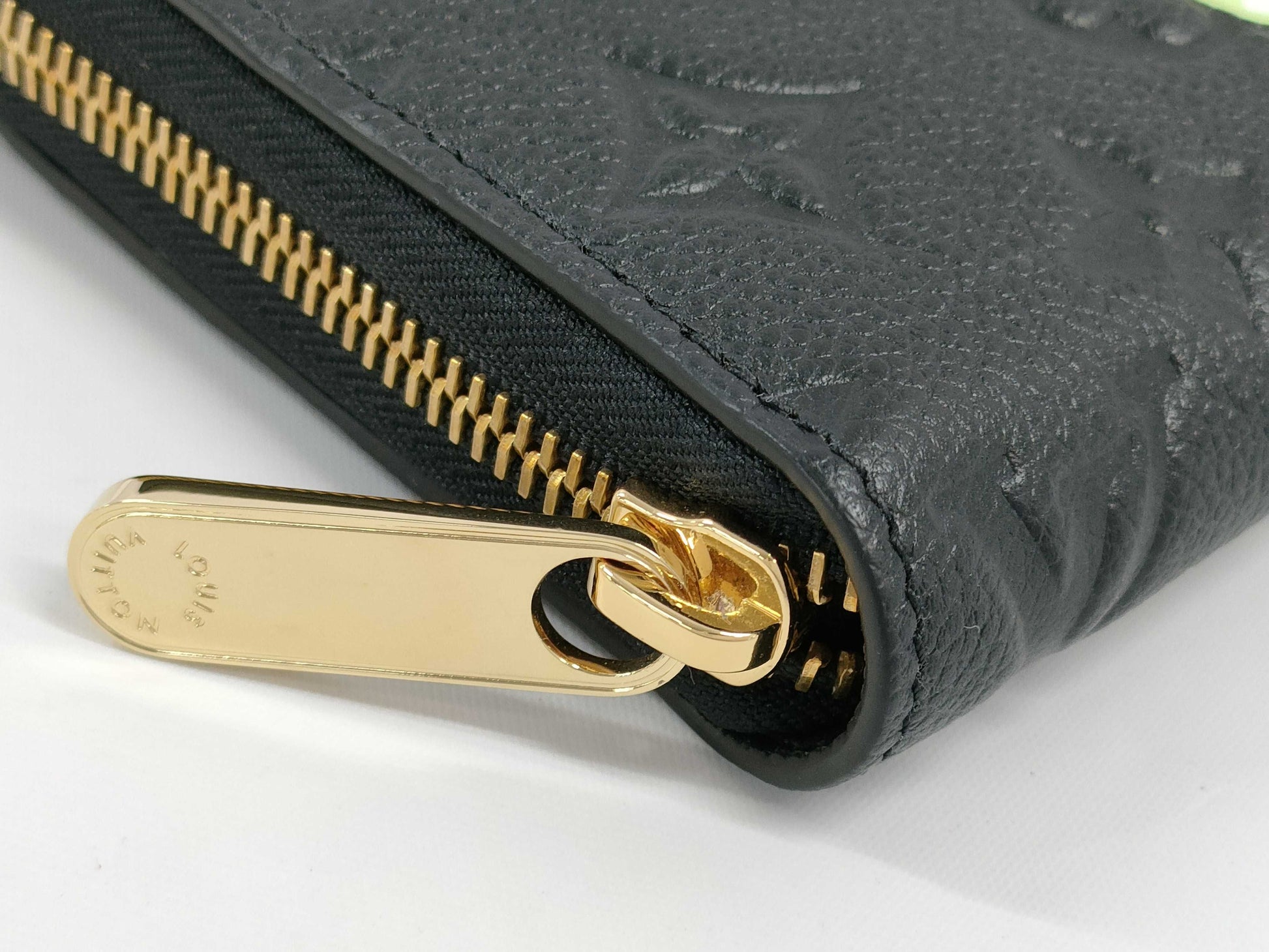 LOUIS VUITTON LOUIS VUITTON Long Wallet LV x TM Zippy Wallet M14160 Wallet