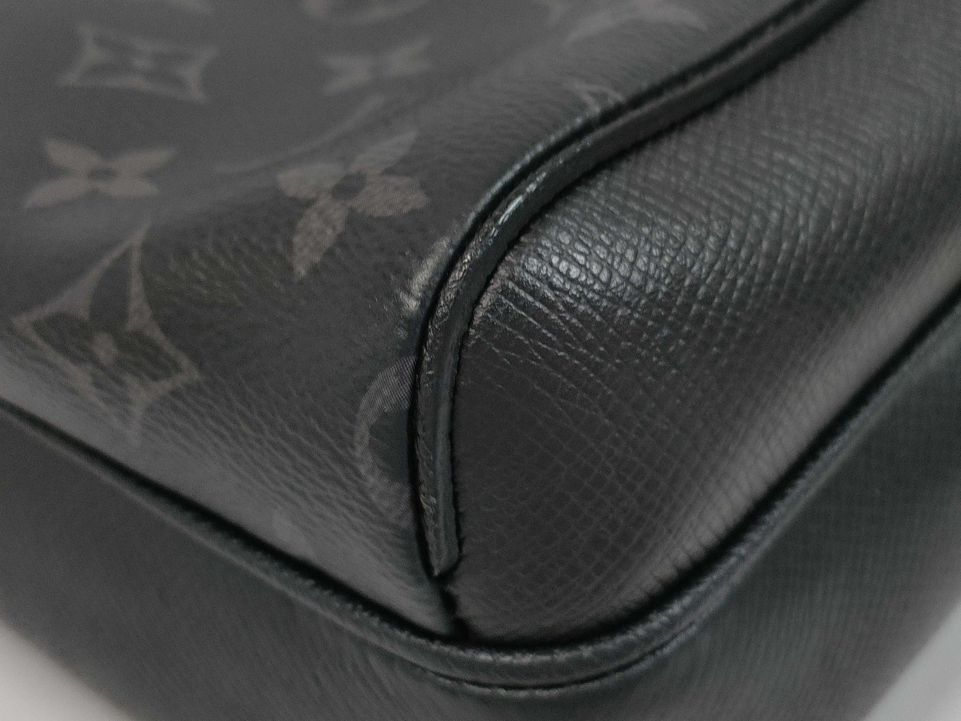 LOUIS VUITTON LOUIS VUITTON Shoulder Bag Outdoor Messenger PM M30233 Shoulder Bag