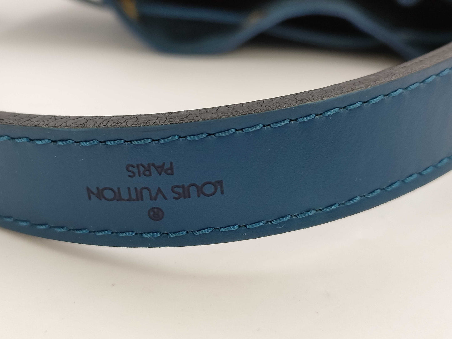 LOUIS VUITTON LV Noe AR0985 Shoulder Bag