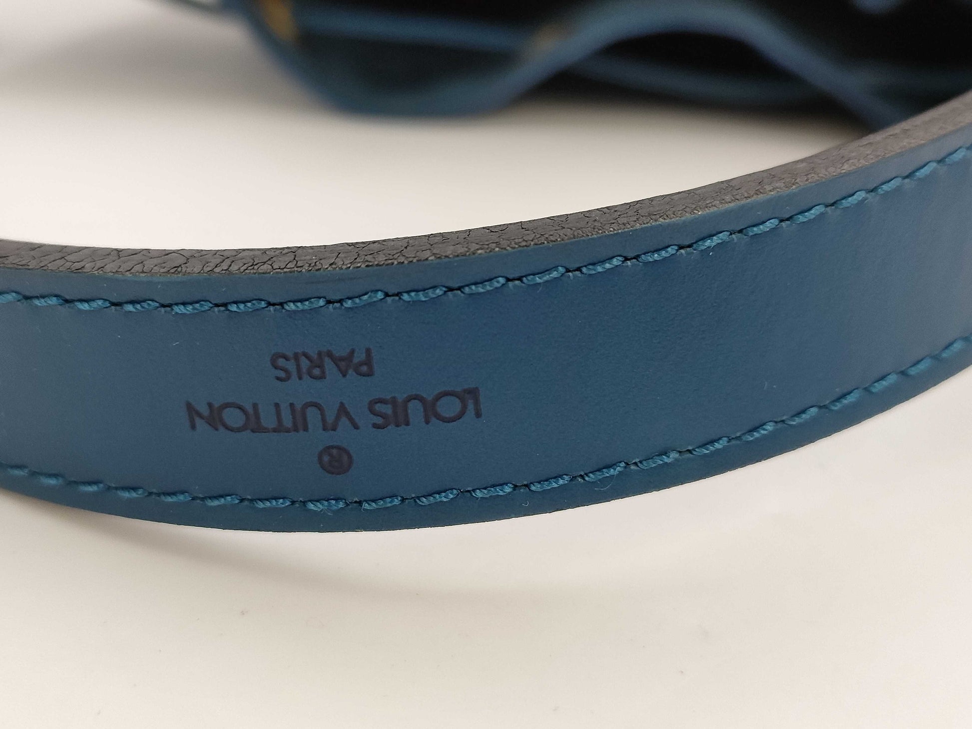 LOUIS VUITTON LV Noe AR0985 Shoulder Bag