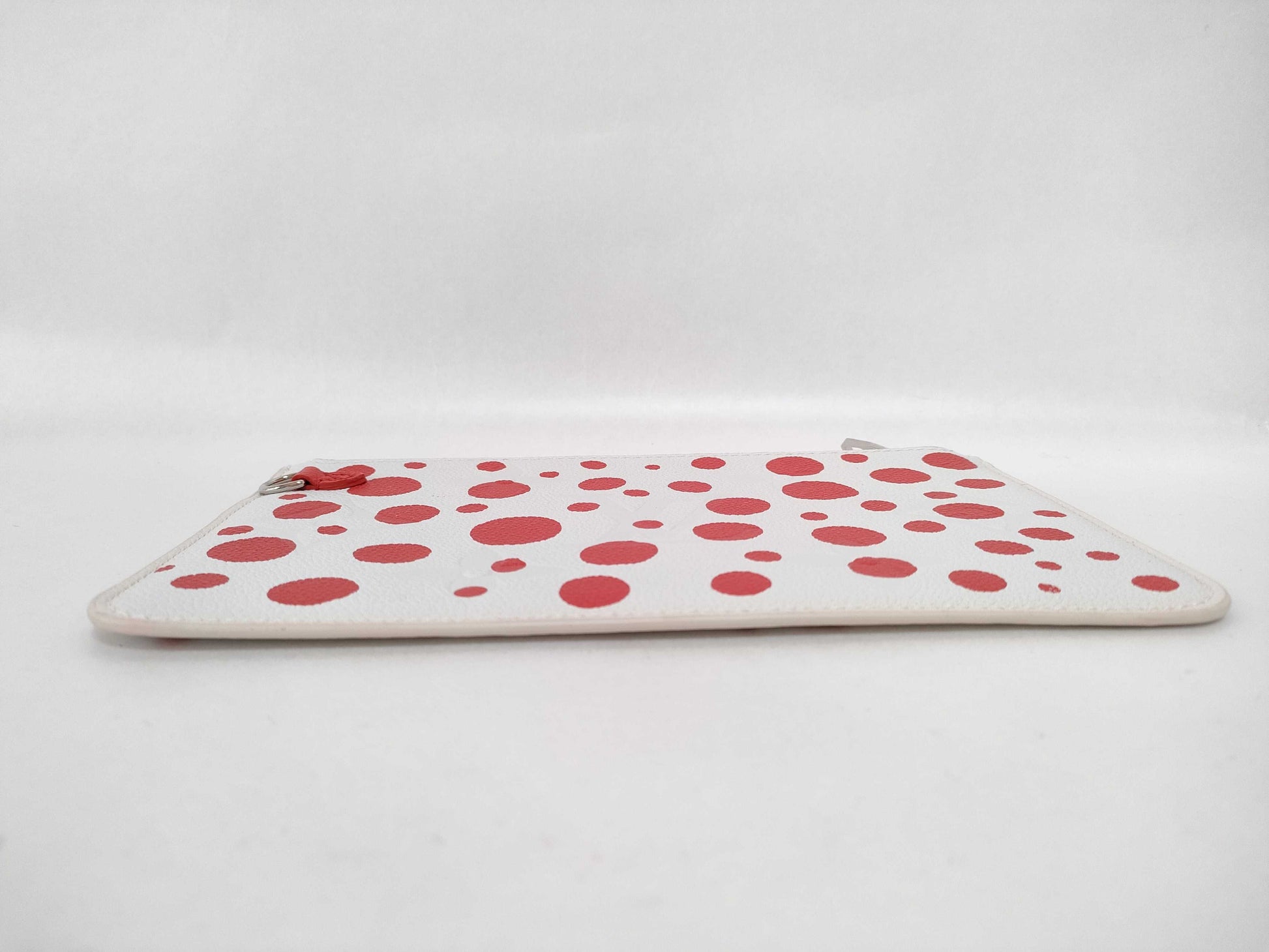 LOUIS VUITTON Monogram Empreinte Louis Vuitton Yayoi Kusama Infinity Dot Neverfull Pouch White/Red Monogram Empreinte Infinity Dot Silver Hardware Pouch
