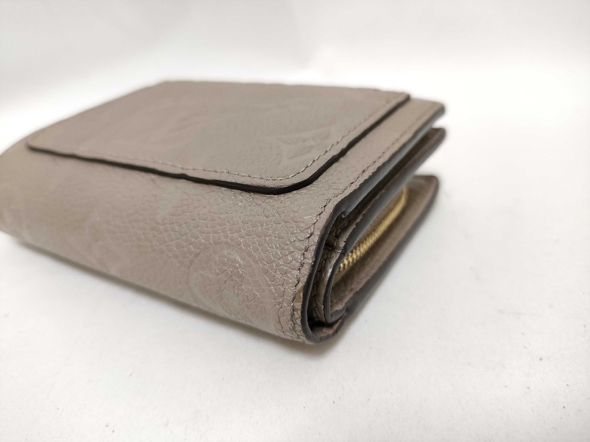 LOUIS VUITTON Monogram Empreinte Louis Vuitton Louis Vuitton Empreinte Claire Wallet