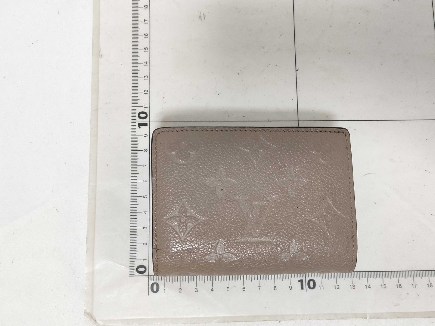 LOUIS VUITTON Monogram Empreinte Louis Vuitton Louis Vuitton Empreinte Claire Wallet