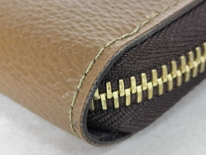 LOUIS VUITTON Monogram Giant Zippy Wallet