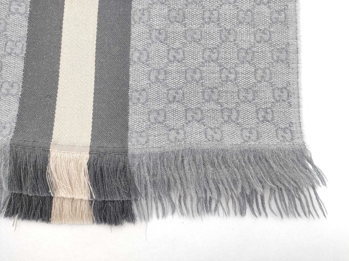 GUCCI GG logo scarf, gray