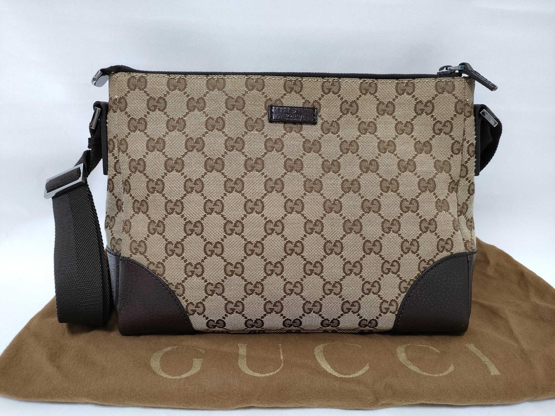GUCCI GG Canvas Shoulder Bag, Canvas and Leather, Beige and Brown, 114273, Shoulder Bag