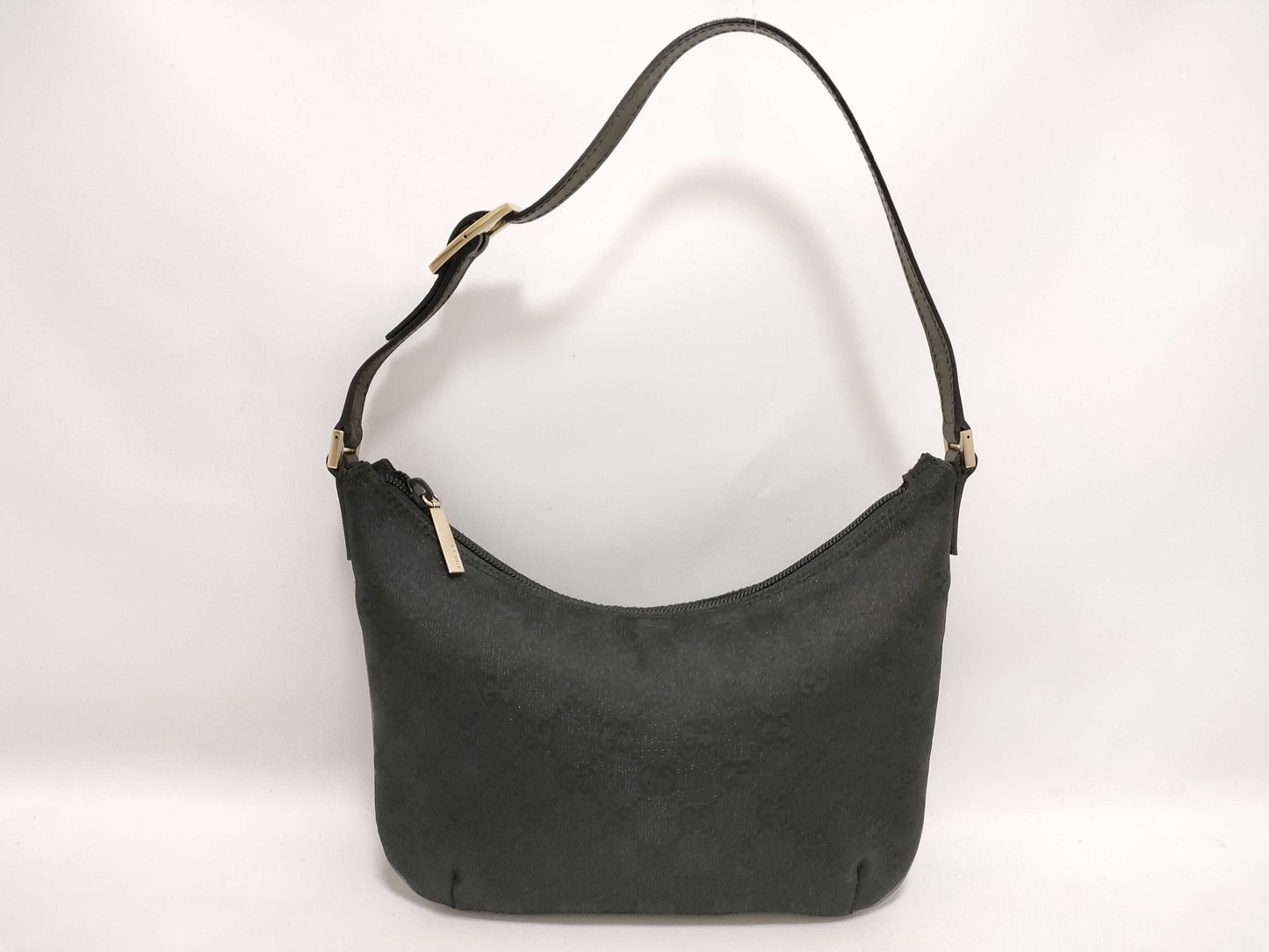 GUCCI GG Canvas Shoulder Bag GUCCI GG Canvas Shoulder Bag