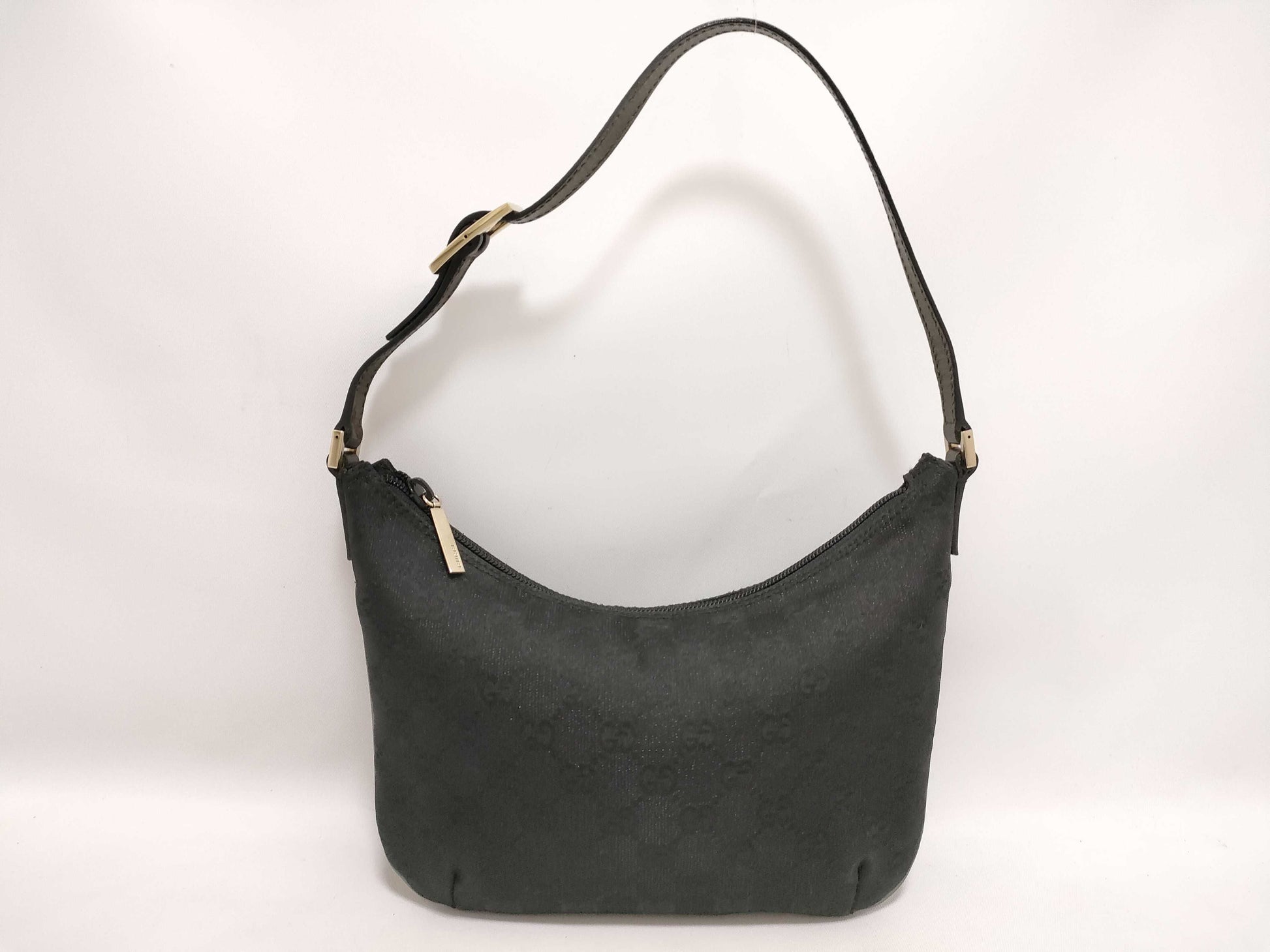 GUCCI GG Canvas Shoulder Bag GUCCI GG Canvas Shoulder Bag