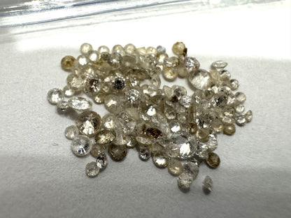 D0.148ct / 2.9ct melee diamonds Loose diamonds