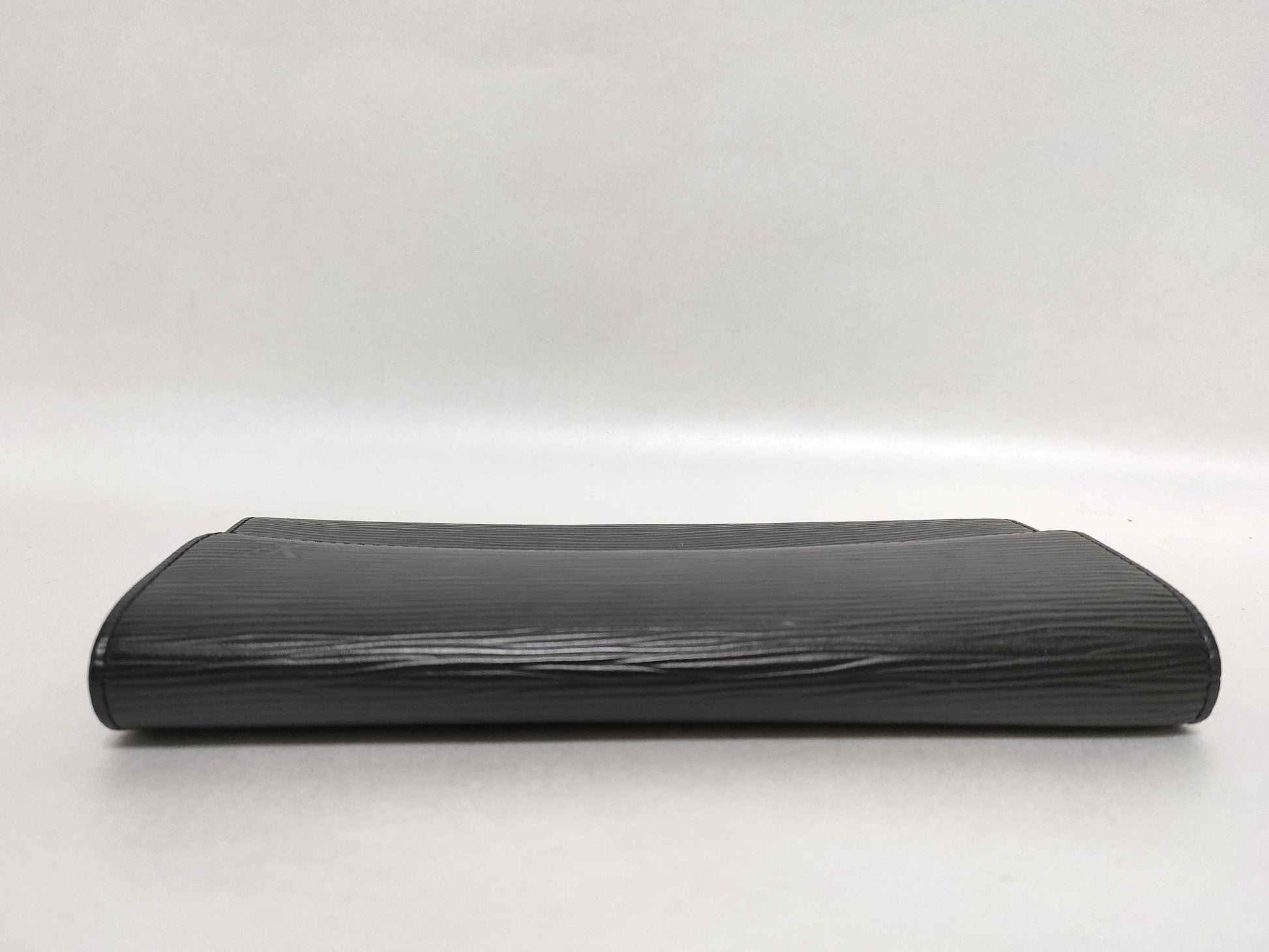 LOUIS VUITTON Epi Sarah Black Wallet