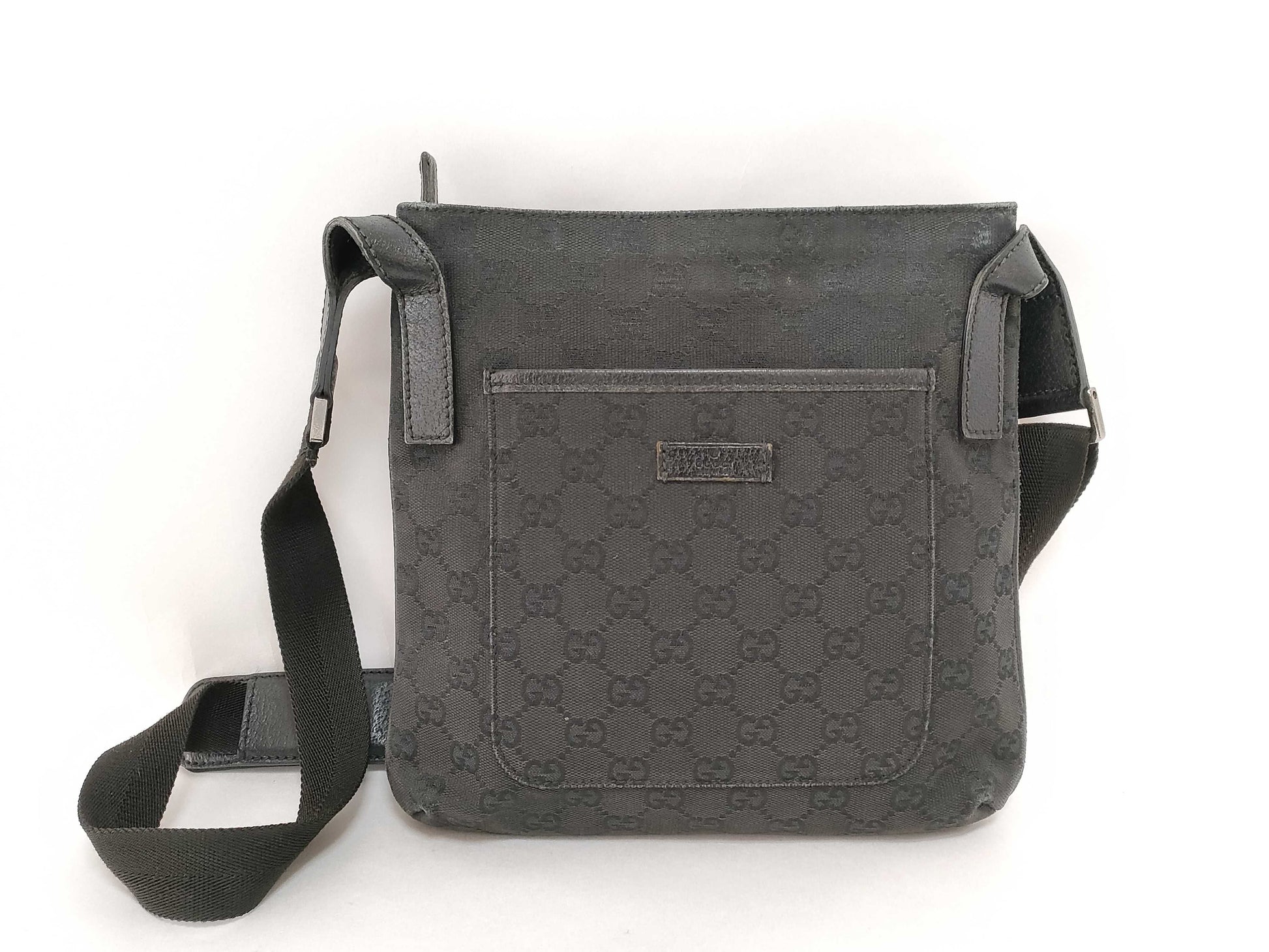 GUCCI GG Canvas Shoulder Bag 122793