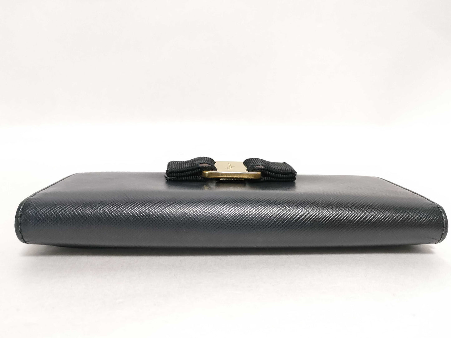 Salvatore Ferragamo Vara Ferragamo Salvatore Ferragamo long wallet
