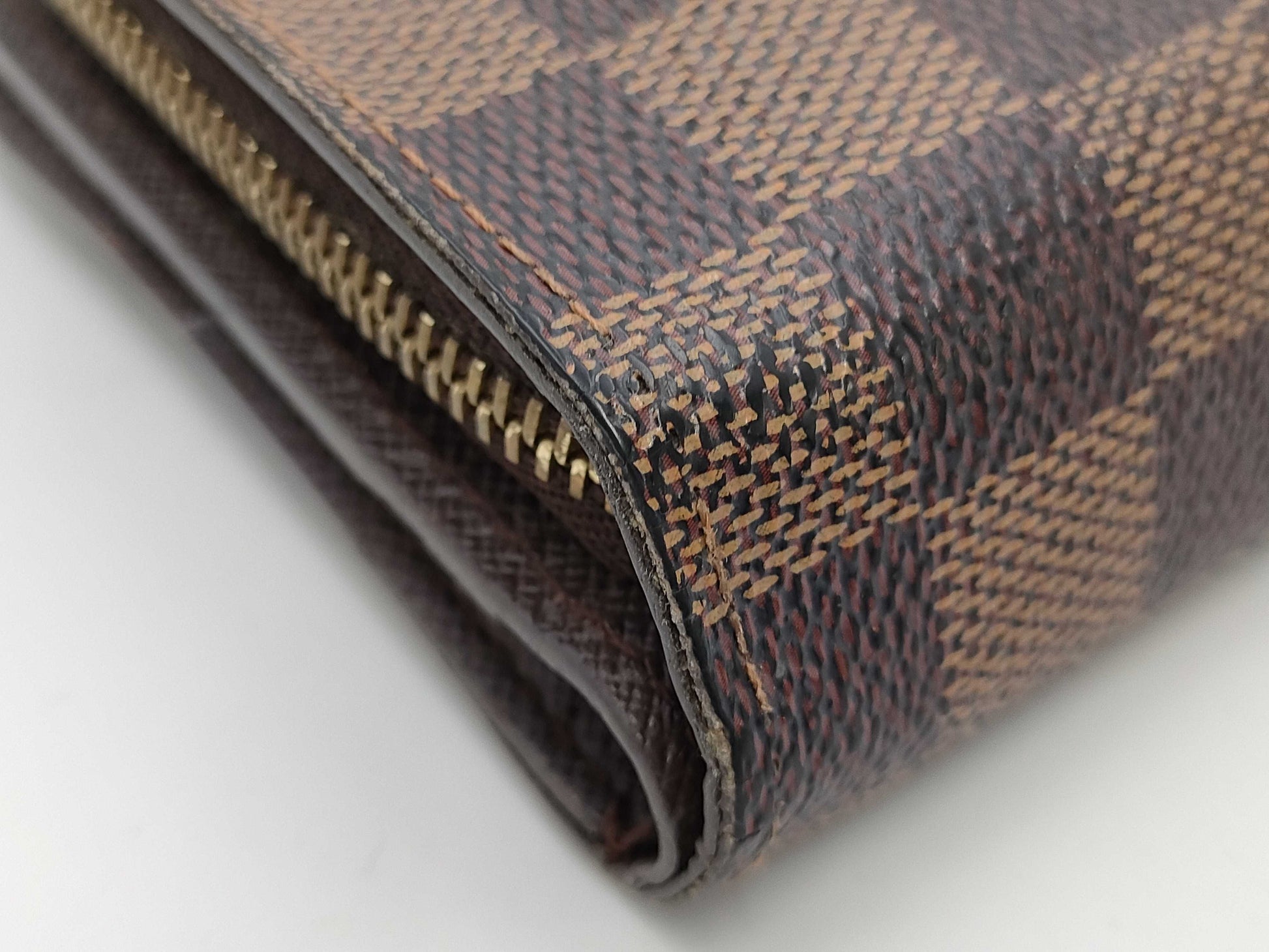 LOUIS VUITTON Damier Compact Zip SD0044 Wallet