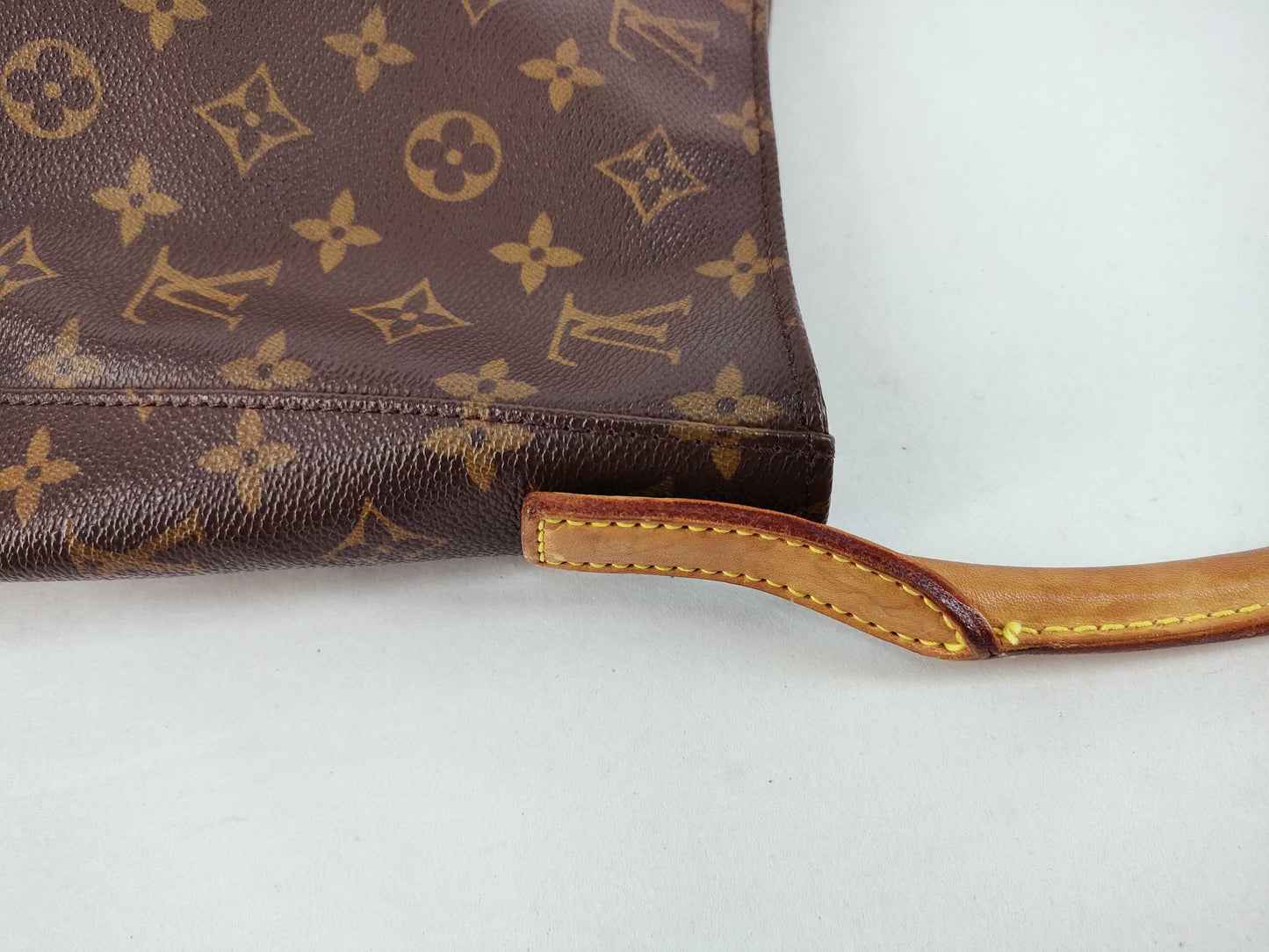 LOUIS VUITTON Monogram Looping MM MI0080 Shoulder Bag
