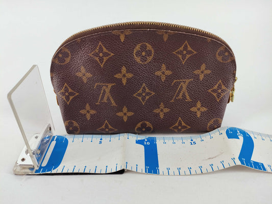 LOUIS VUITTON Monogram Cosmetic Pouch