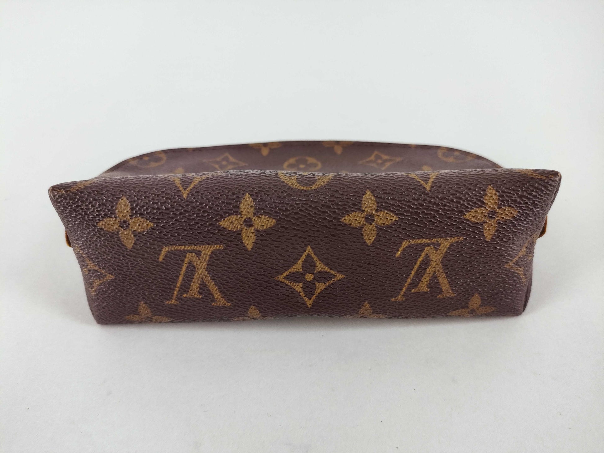 LOUIS VUITTON Monogram Cosmetic Pouch