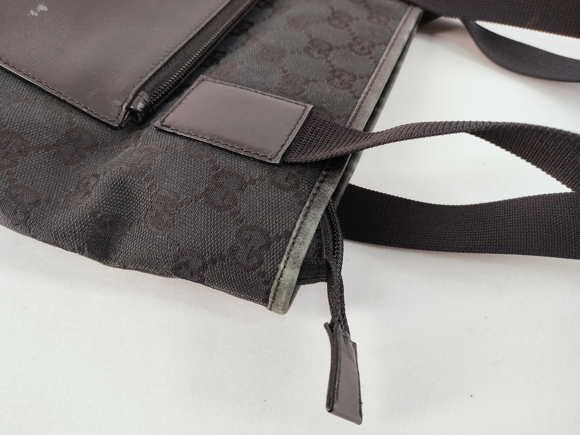 GUCCI GG Canvas Tote Bag 019/0402