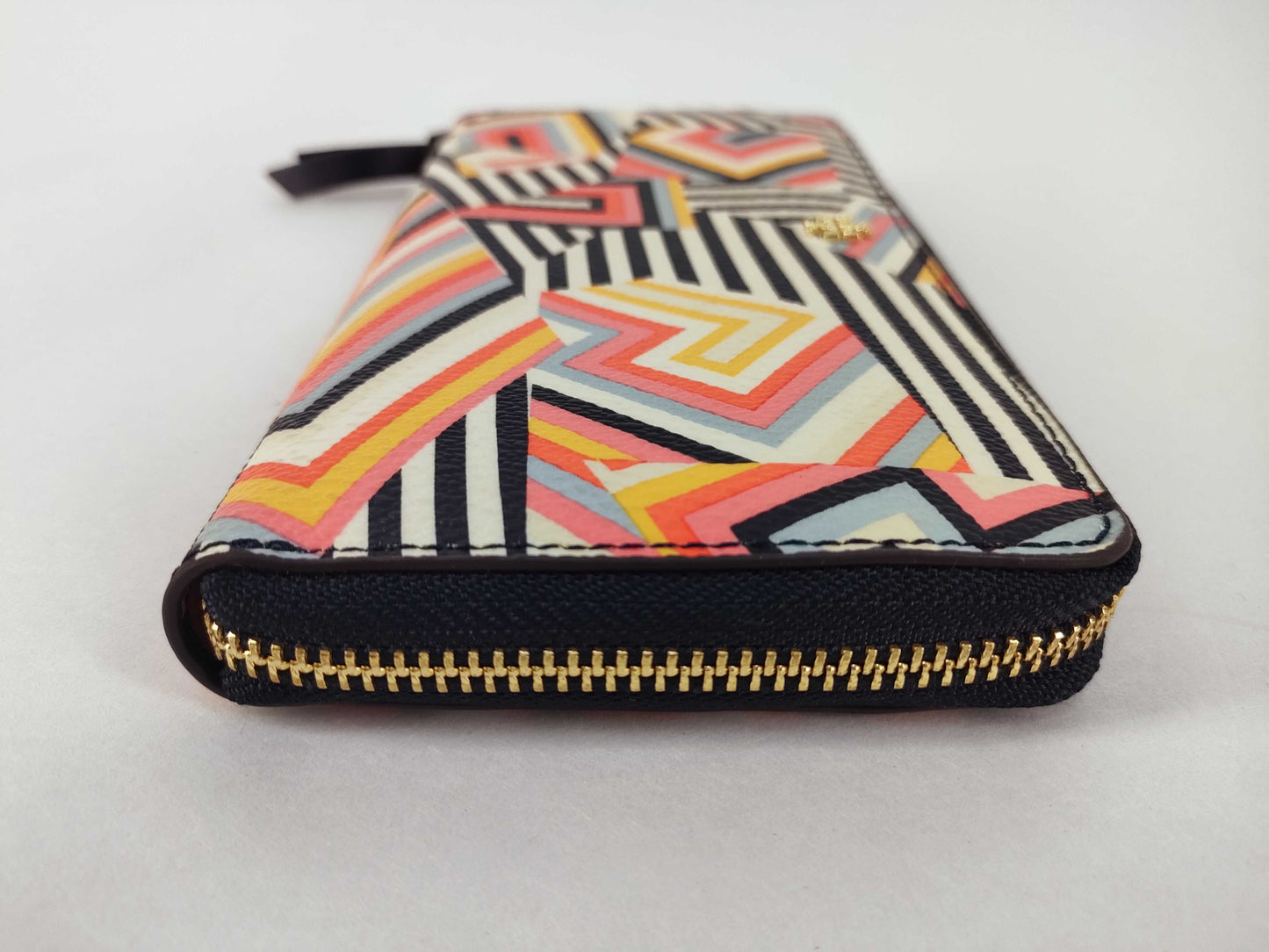 Tory Burch Round Zip Long Wallet