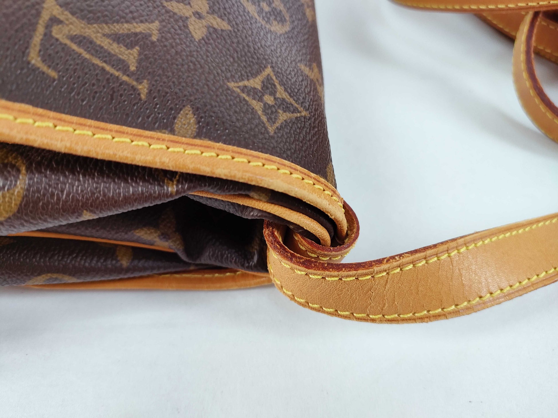 LOUIS VUITTON Monogram Saumur 30 MB0929 Shoulder Bag