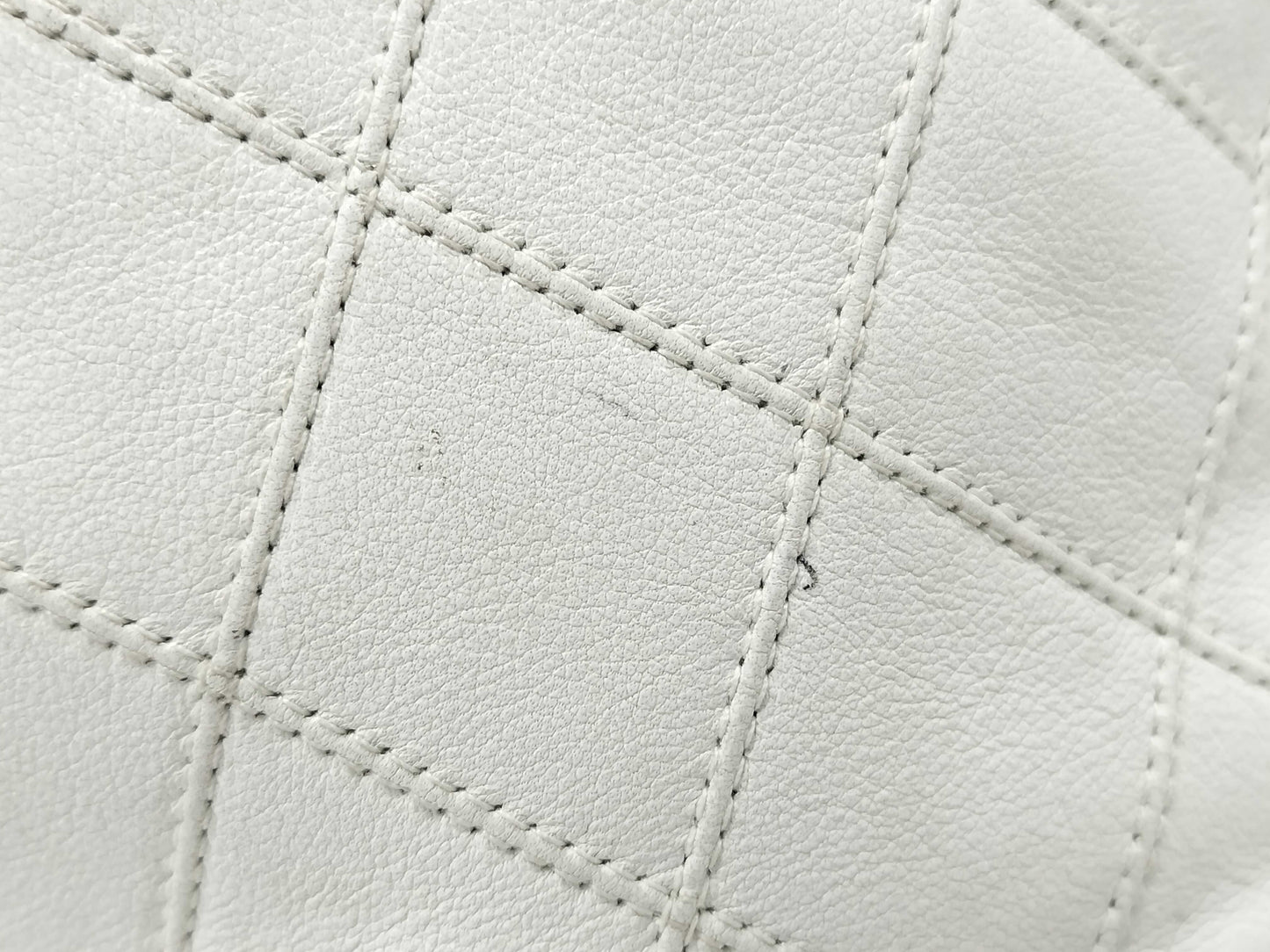 CHANEL Bicolor Chain Shoulder Bag Lambskin Shoulder Bag