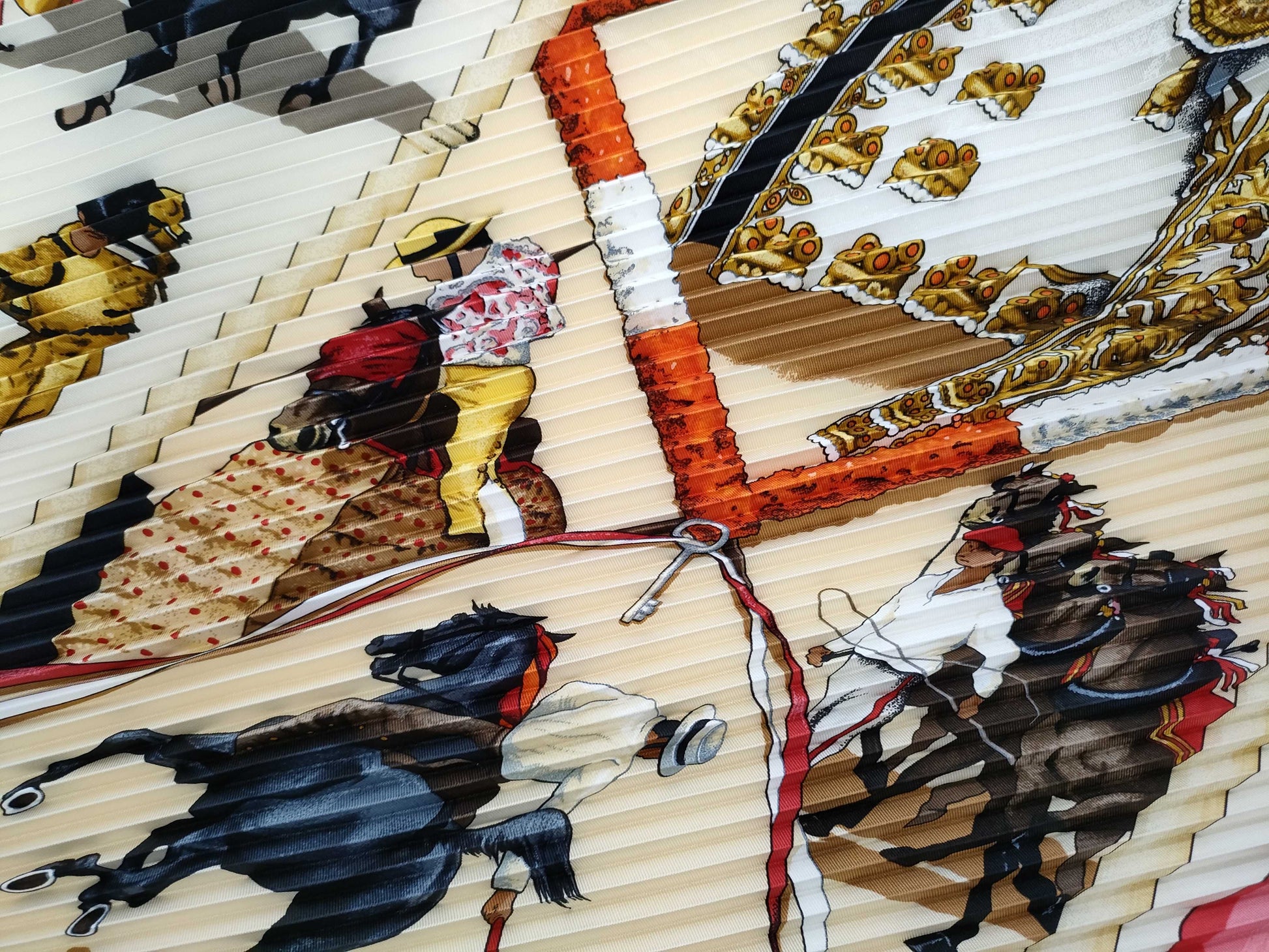 HERMES Pleated Carre Scarf