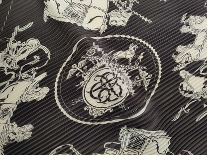 HERMES Pleated Carre Scarf