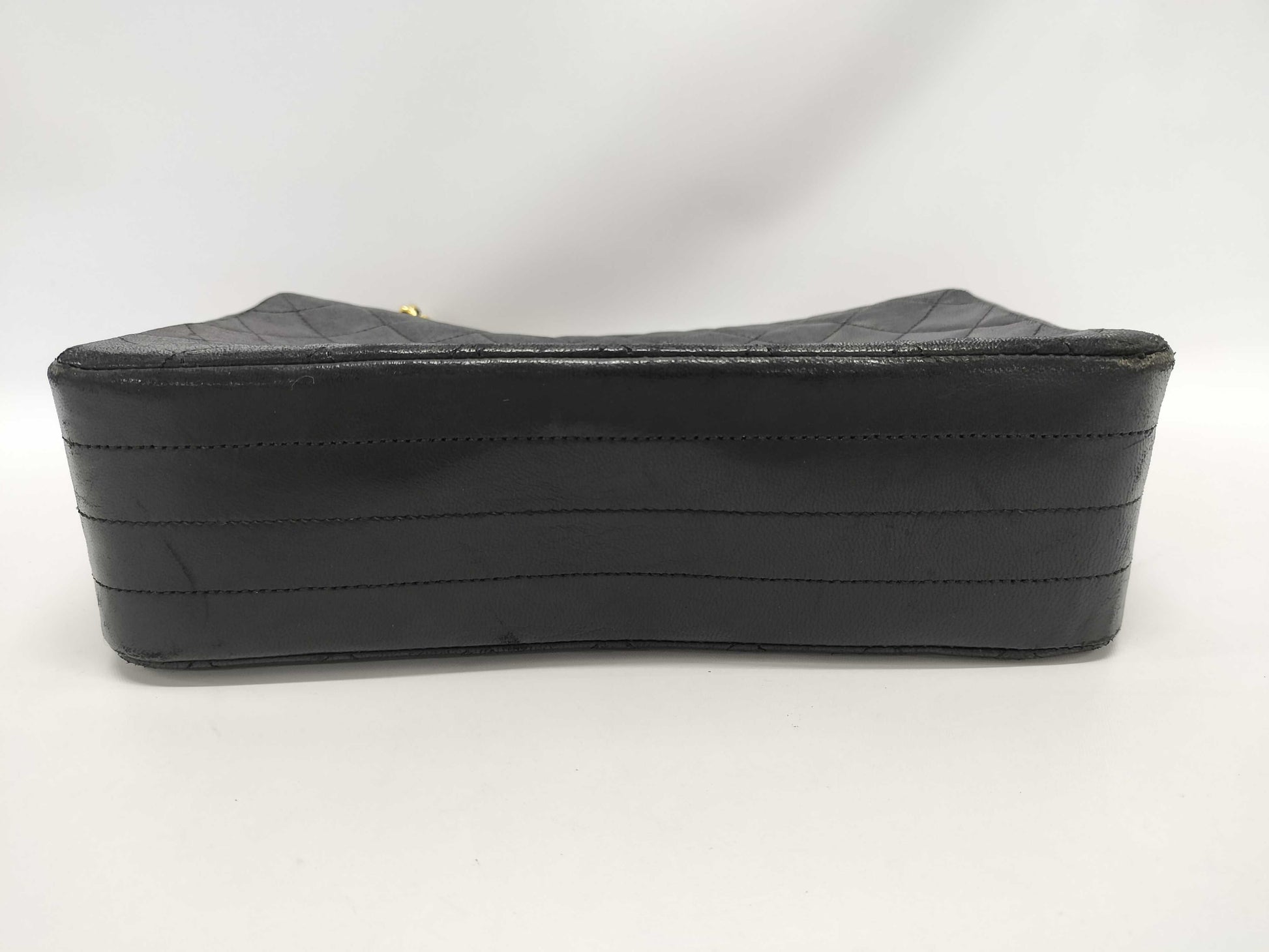 CHANEL Matelasse Chain Shoulder Bag Lambskin Shoulder Bag