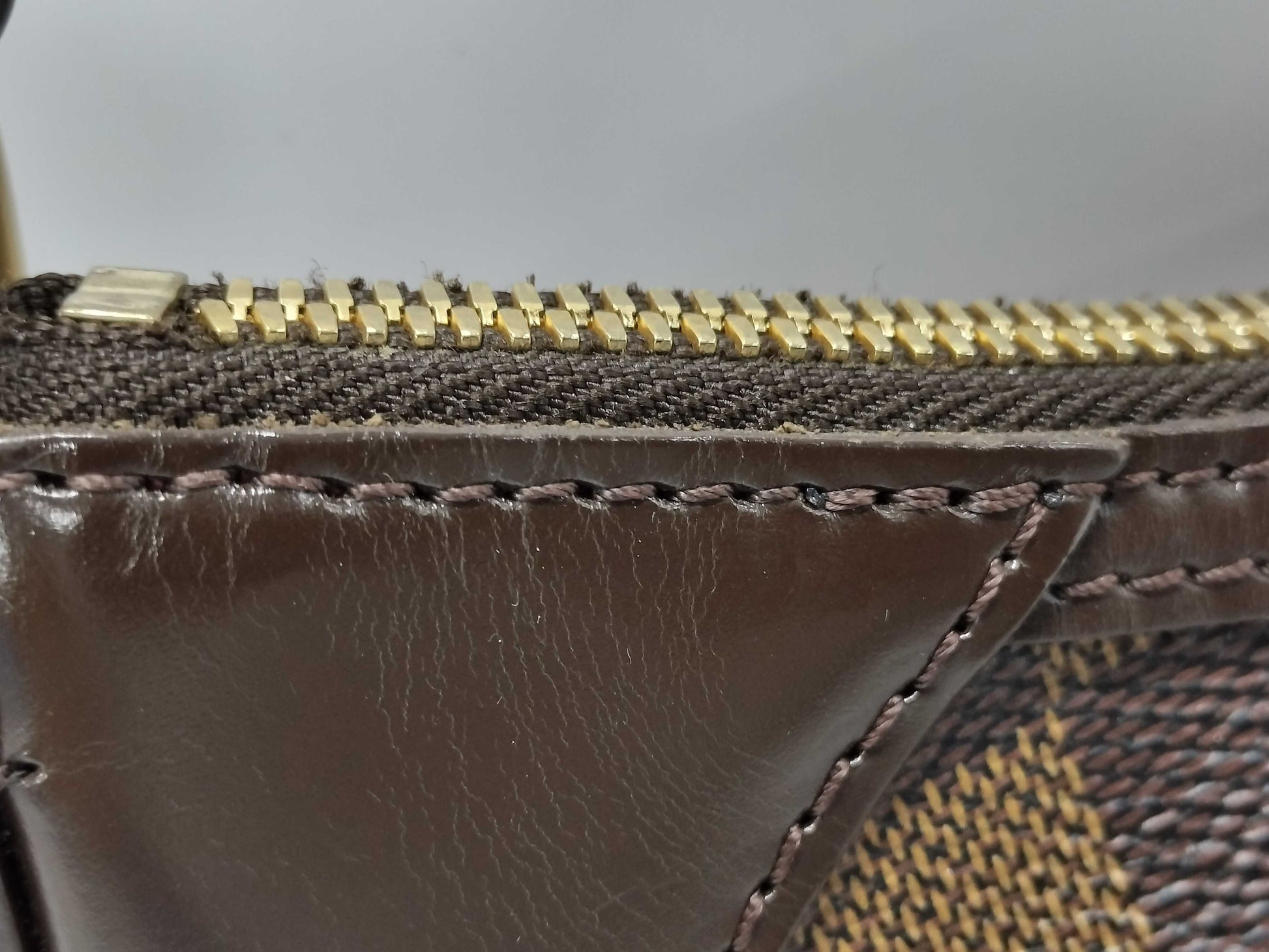 LOUIS VUITTON Damier Thames PM Shoulder Bag Shoulder Bag