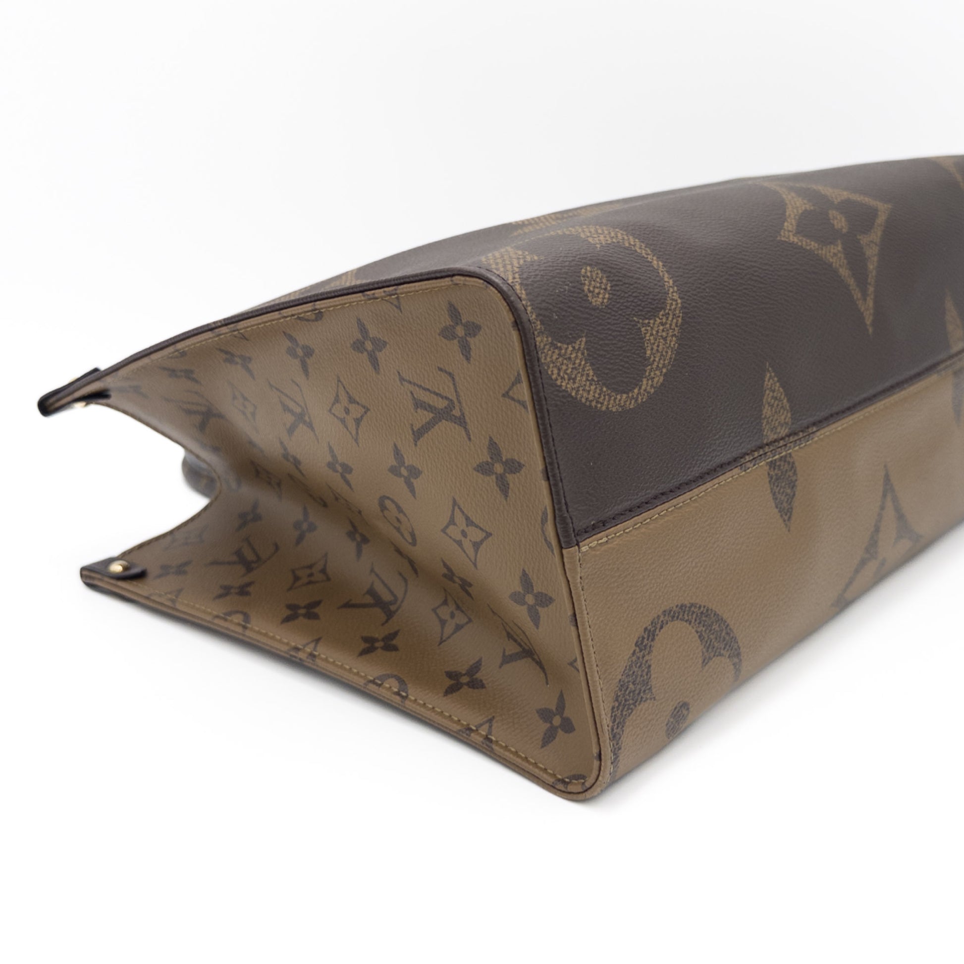 LOUIS VUITTON Monogram Giant Reverse On-the-Go MM M45321 Handbag Tote Bag RFID Verified Tote Bag