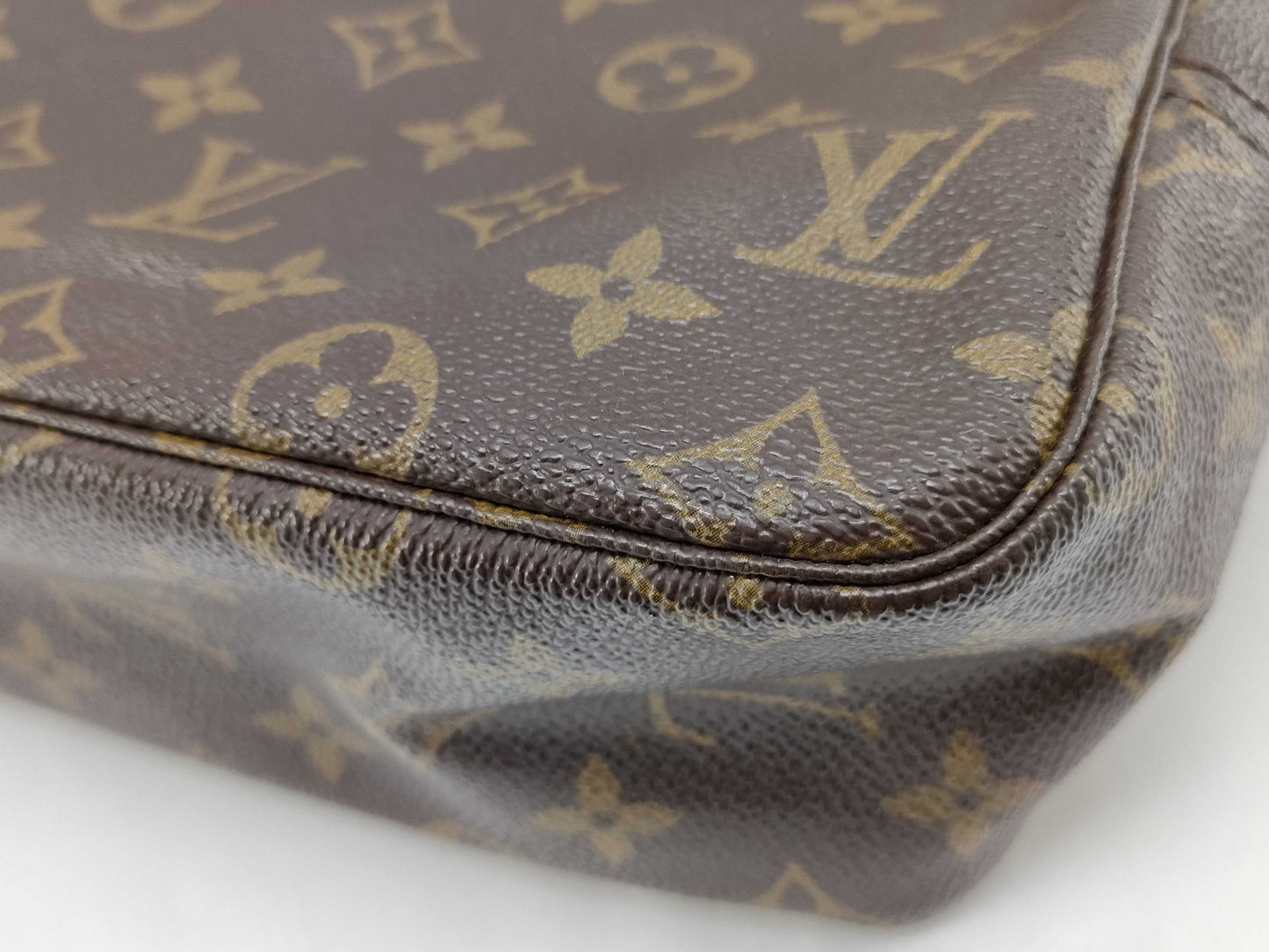 LOUIS VUITTON Monogram True Towel 28 M47522/854NO Pouch
