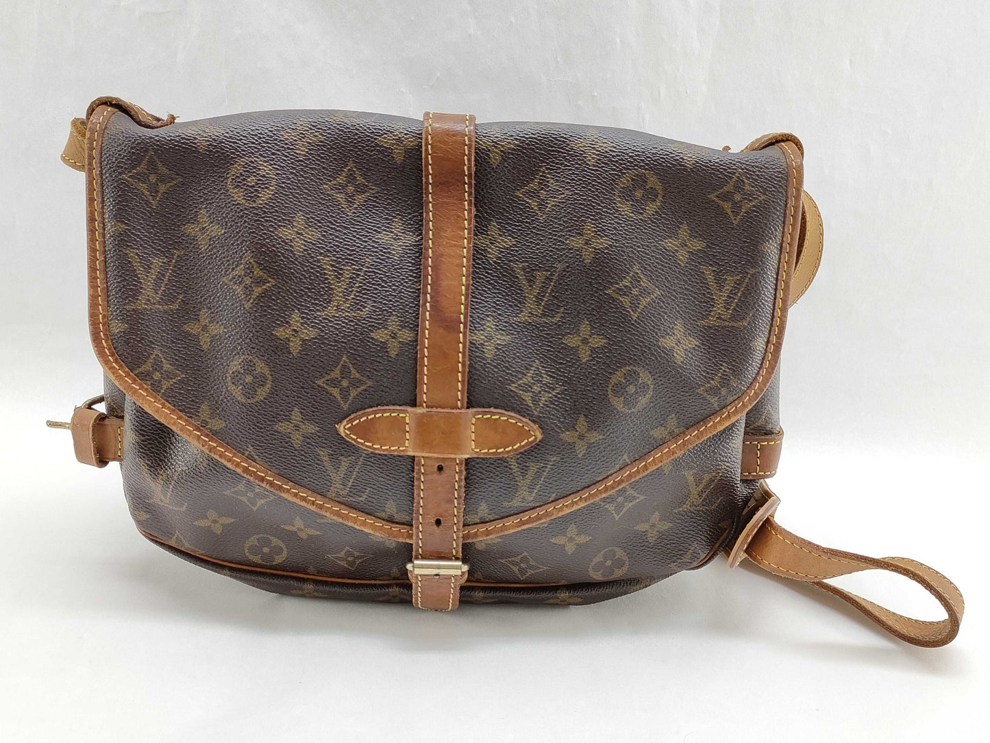 LOUIS VUITTON Monogram Saumur 30 Shoulder Bag M42256/AR0995