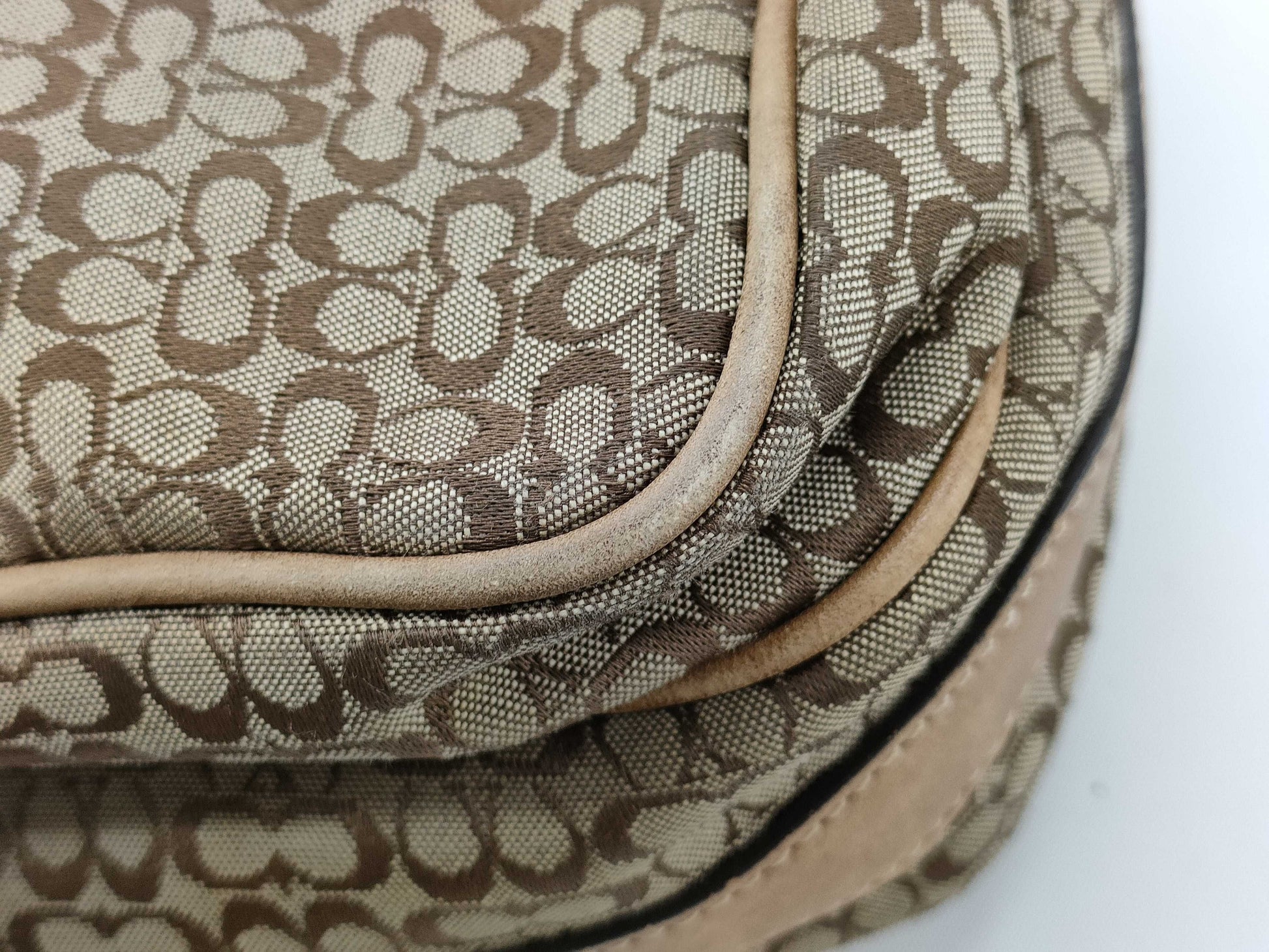 COACH Mini Signature Coach Signature Shoulder Bag Shoulder Bag