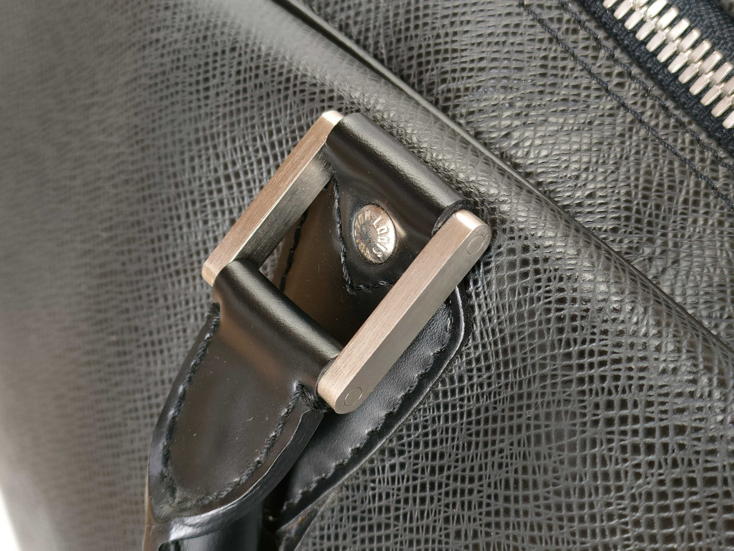 LOUIS VUITTON Taiga Kendall PM M30122/SP0072 Dust Bag Boston Bag