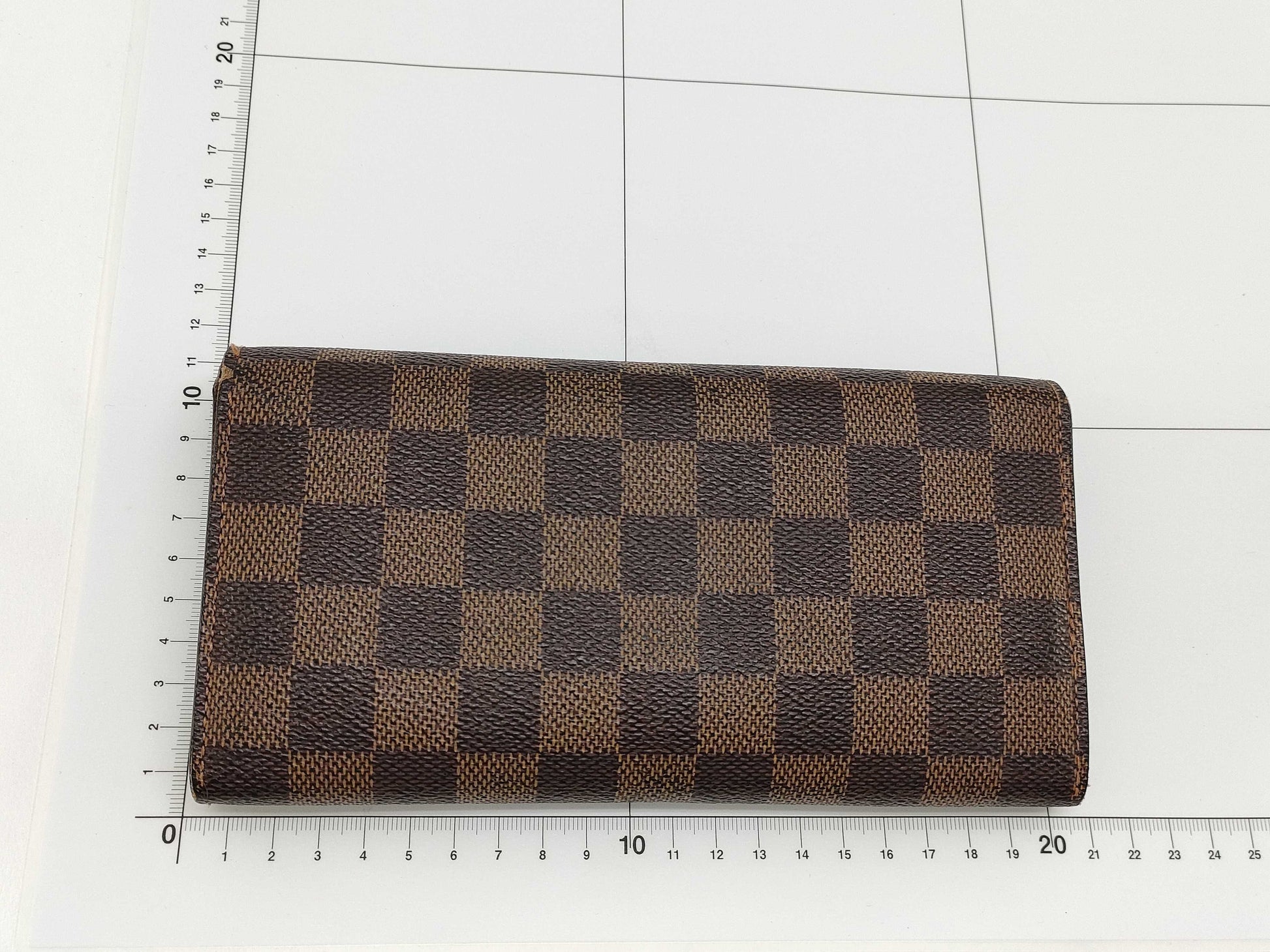 LOUIS VUITTON Damier Louis Vuitton Damier Portefeuille Sarah N61734/CA1099 Wallet with Box, Dust Bag, and Initials