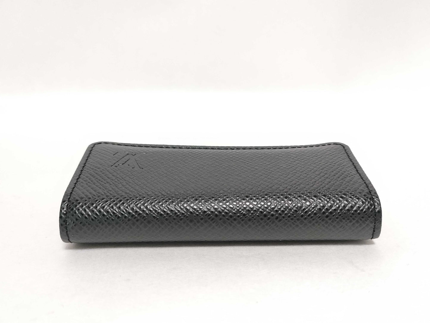 LOUIS VUITTON Taiga LV Multicle 4 M30522 Taiga Key Case/Key Holder