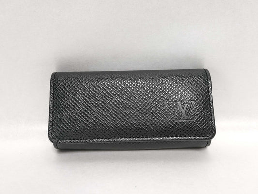 LOUIS VUITTON Taiga LV Multicle 4 M30522 Taiga Key Case/Key Holder