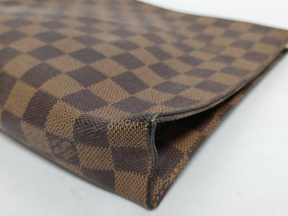 LOUIS VUITTON Damier LV Poche Toilette 26 N47543 Damier Pouch