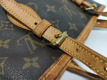 LOUIS VUITTON Monogram LV Petit Bucket M42238 Monogram Tote Bag