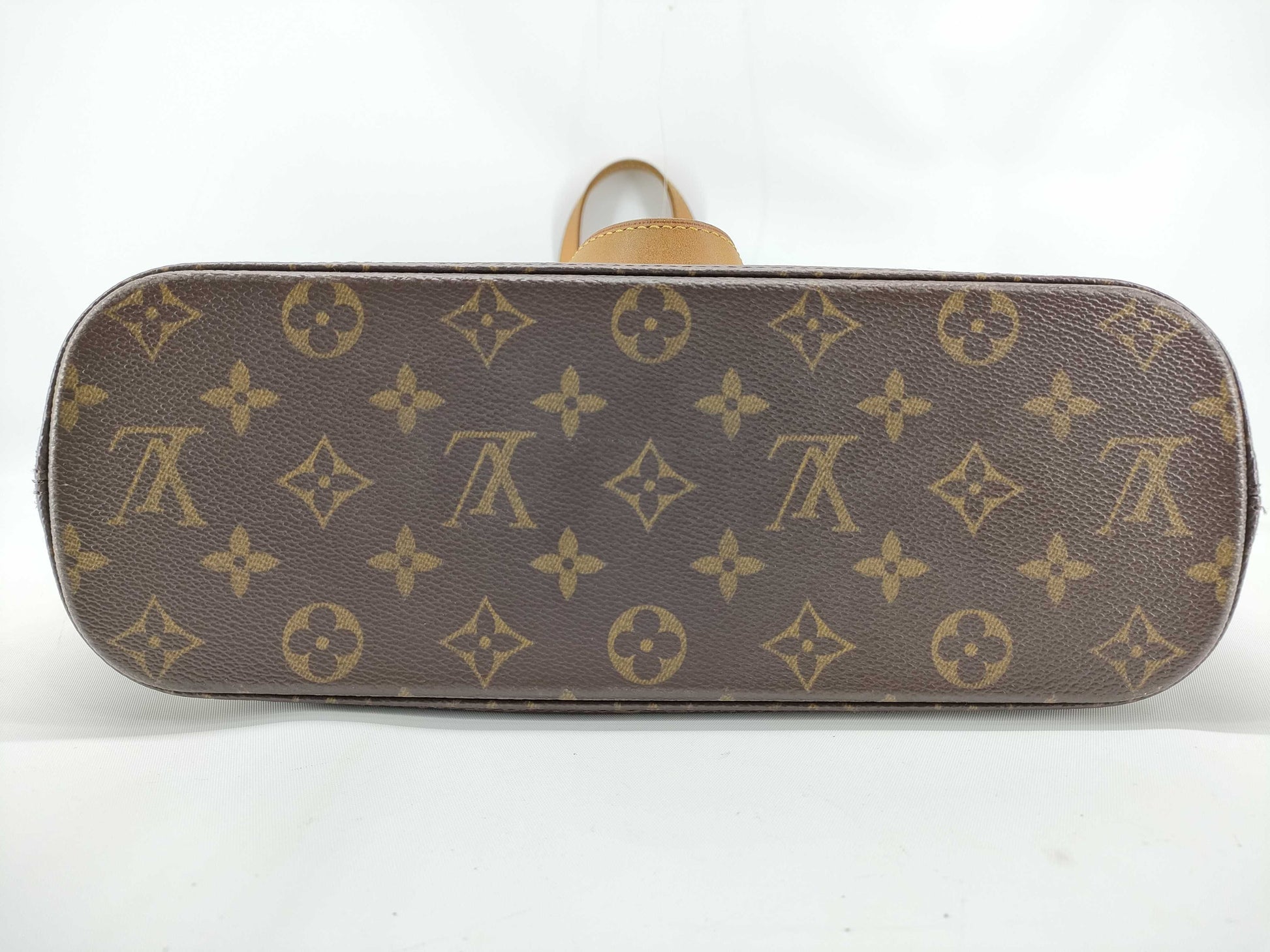 LOUIS VUITTON Monogram Vuitton Monogram Vavin Tote Bag