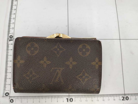 LOUIS VUITTON Monogram Louis Vuitton Monogram Folding Wallet