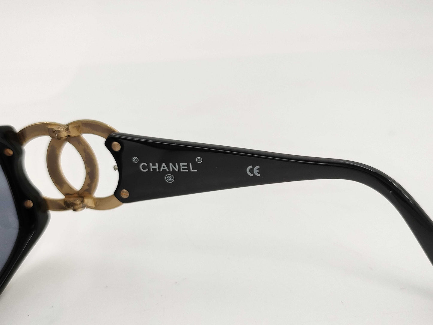  CHANEL Coco Mark Plastic Coco Mark Sunglasses with Case