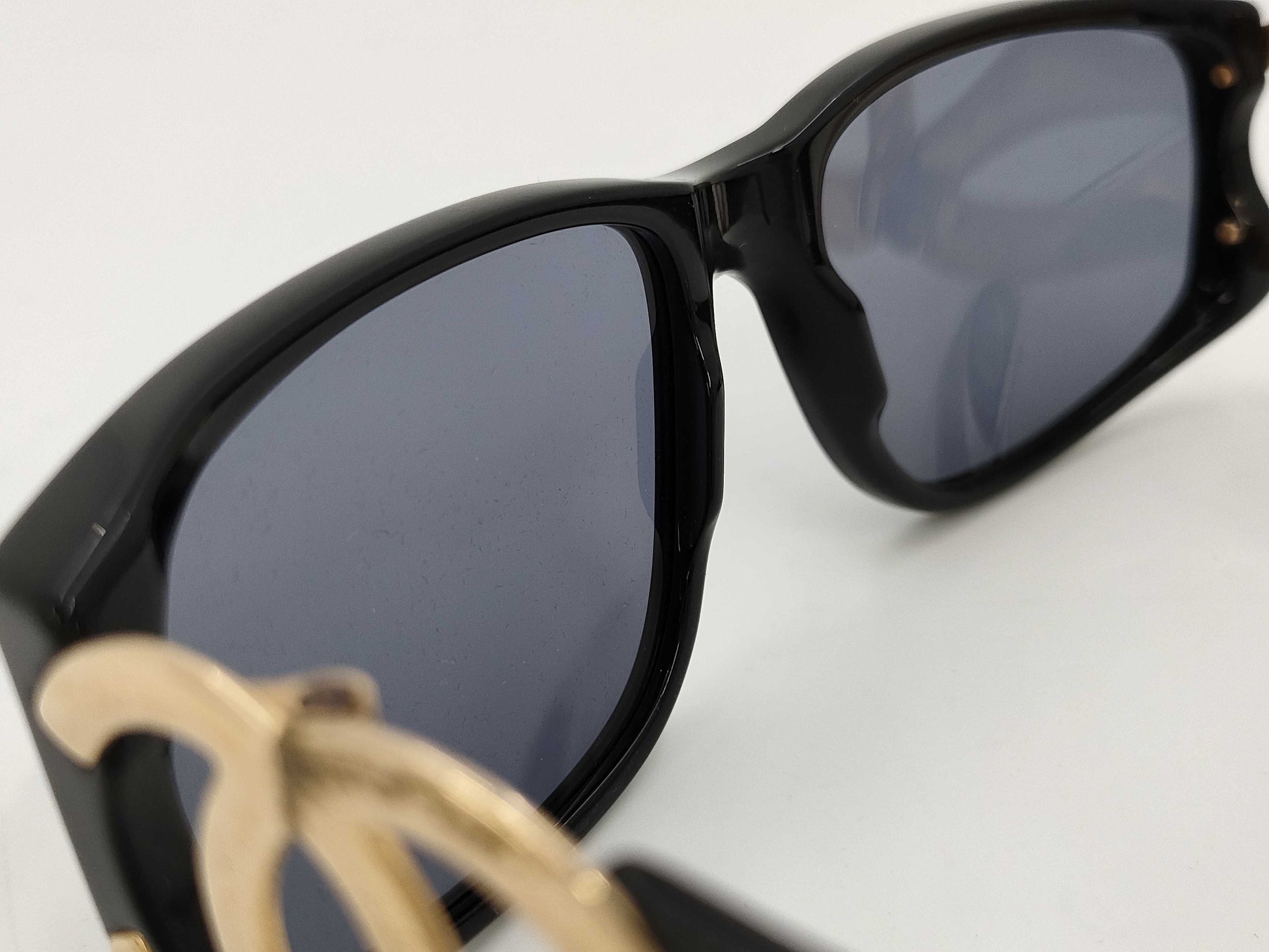  CHANEL Coco Mark Plastic Coco Mark Sunglasses with Case