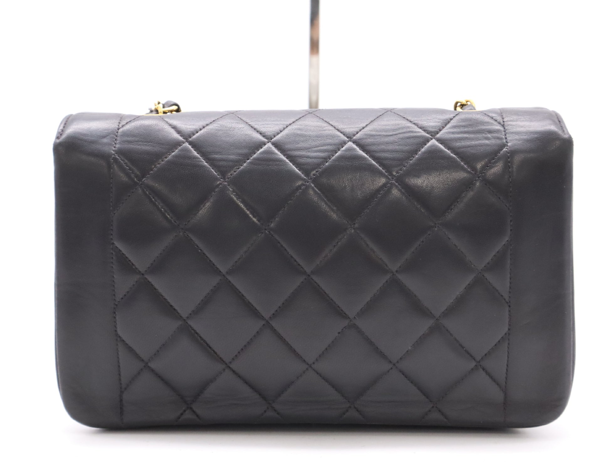 CHANEL Diana 25 Lambskin Shoulder Bag in Black with Seal 3408335