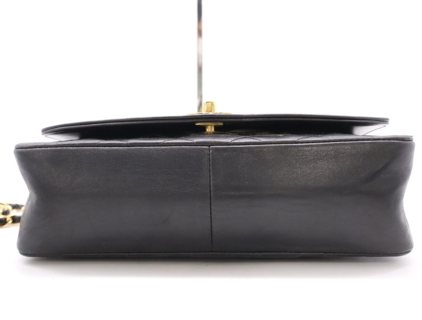 CHANEL Diana 25 Lambskin Shoulder Bag in Black with Seal 3408335