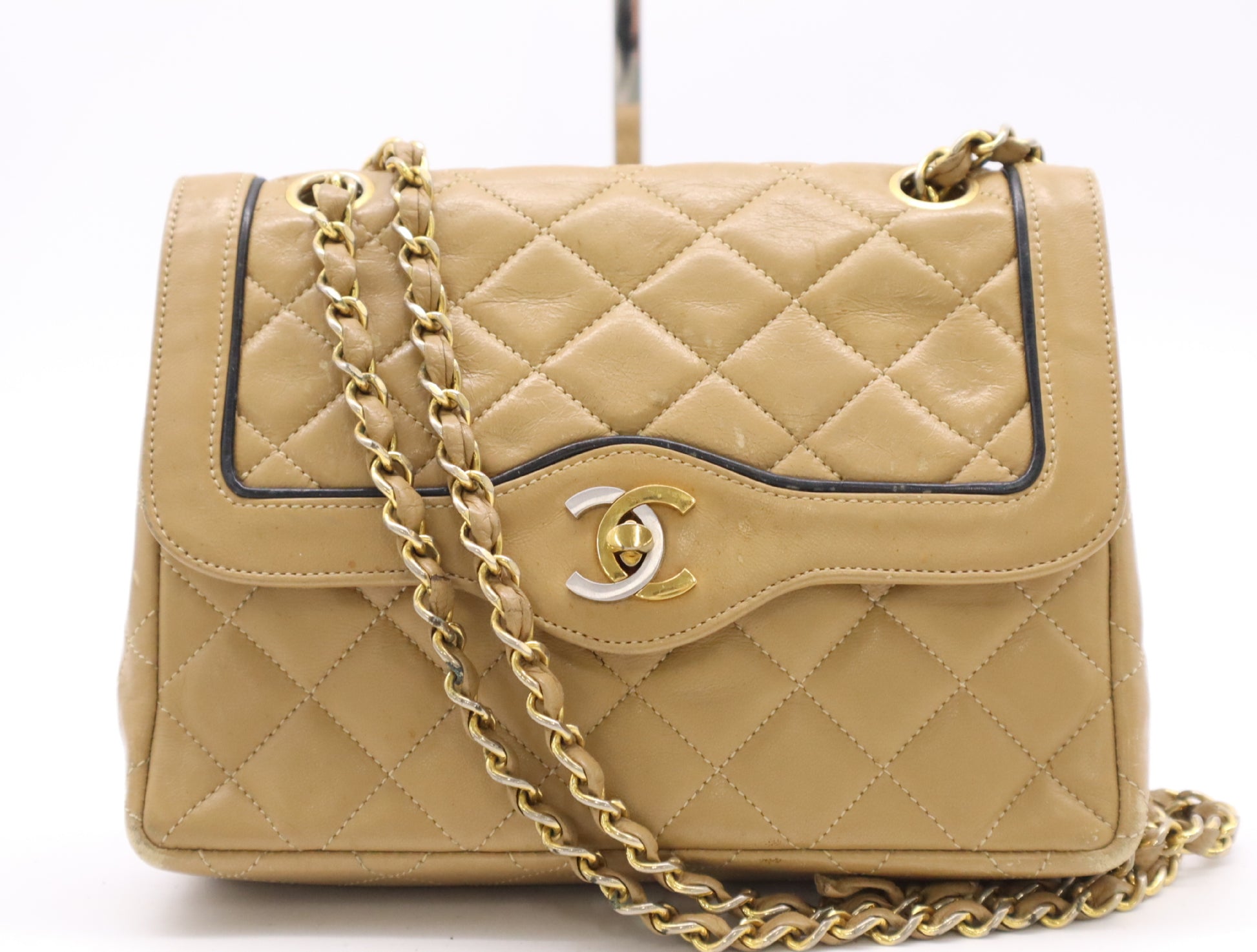 CHANEL Matelasse 22 Lambskin Shoulder Bag with Double Flap, S Chain, GD Hardware, Beige Seal, 186098