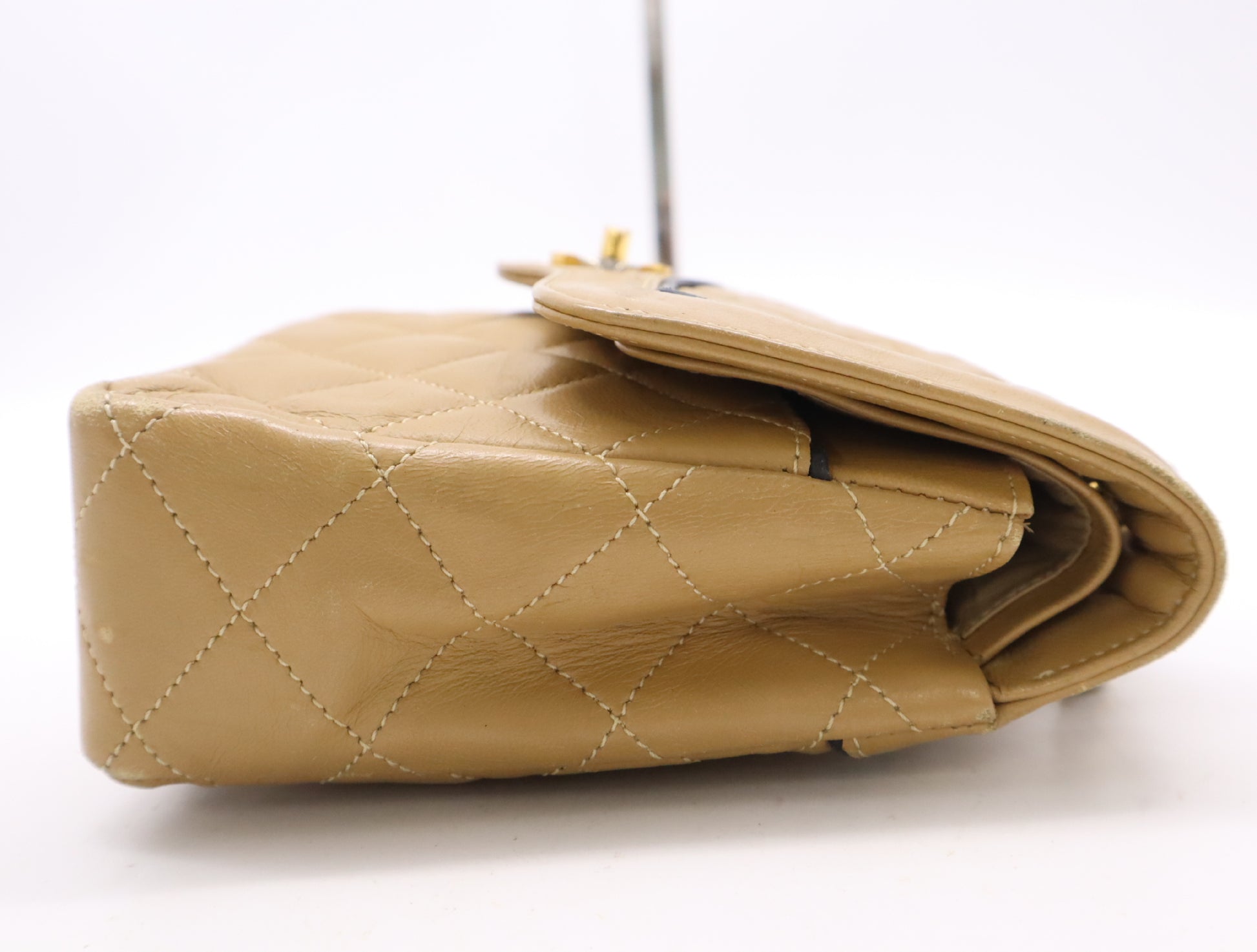 CHANEL Matelasse 22 Lambskin Shoulder Bag with Double Flap, S Chain, GD Hardware, Beige Seal, 186098