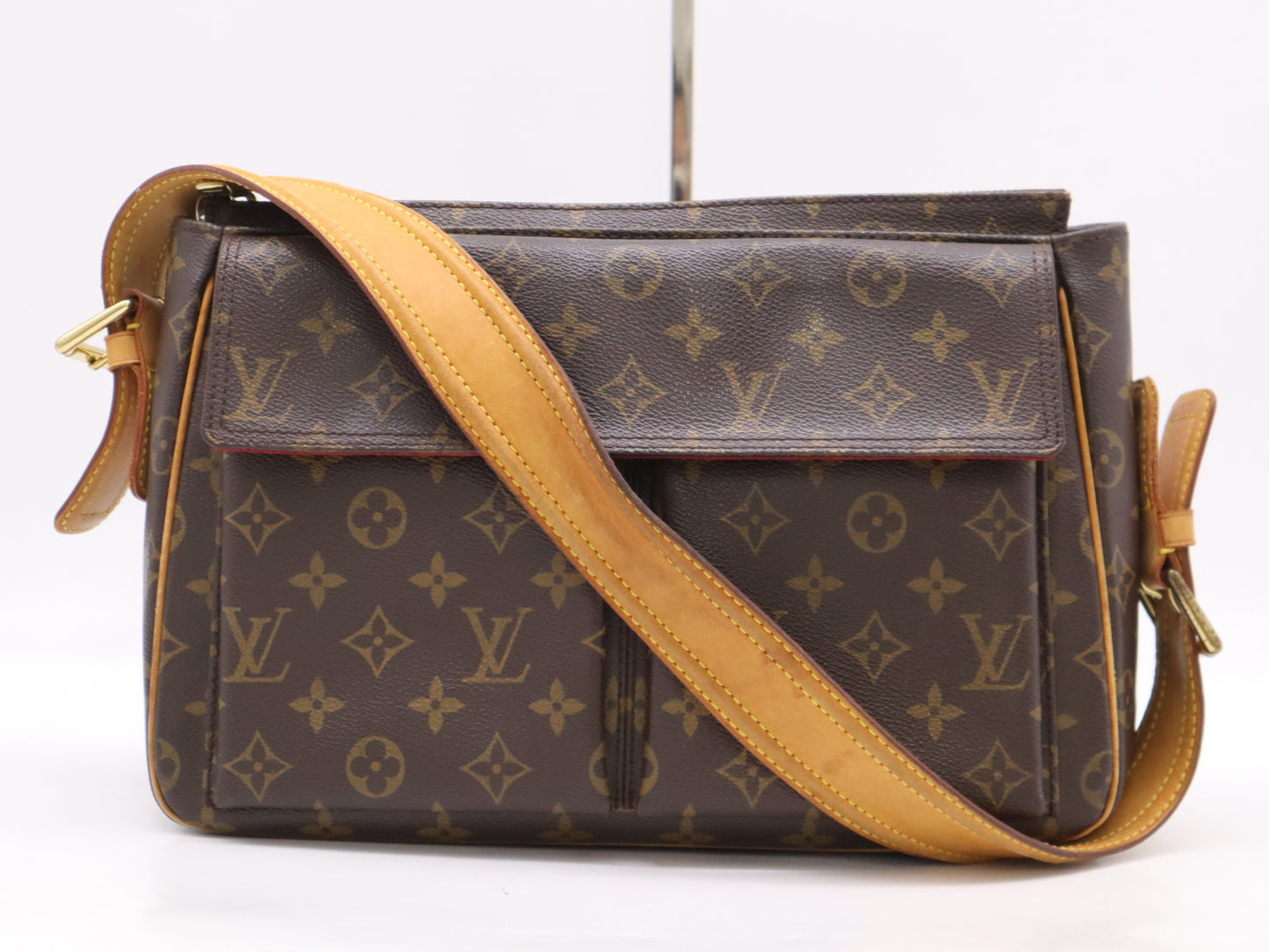 LOUIS VUITTON Monogram M51163 Monogram Viva Cite GM Shoulder Bag
