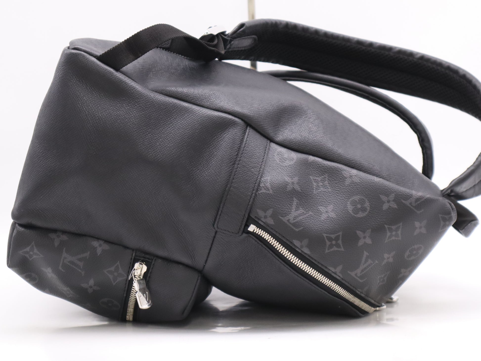 LOUIS VUITTON M30230 Discovery Backpack Noir with Dust Bag